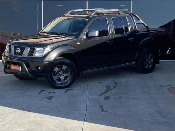 NISSAN FRONTIER 2.5 LE 4X4 CD TURBO ELETRONIC DIESEL 4P AUTOMÁTICO NISSAN FRONTIER 2.5 LE 4X4 CD TURBO ELETRONIC DIESEL 4P AUTOMÁTICO